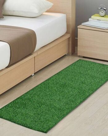 Green Solid Polyester Bedside Runner