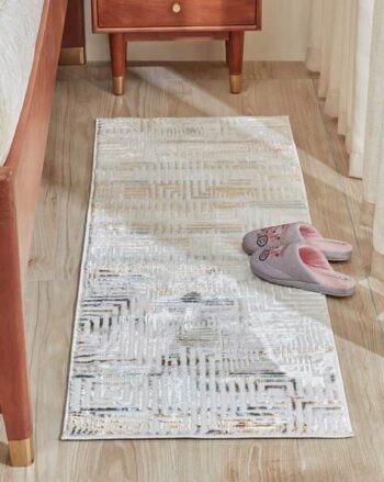 Geometric Pattern Rectangular Shaped Woven Runner